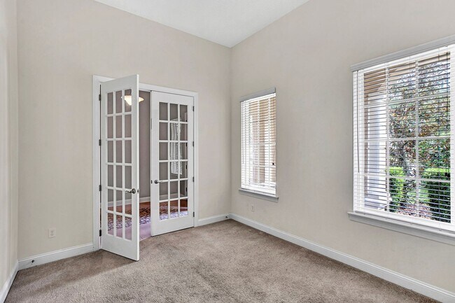 Building Photo - $3,995 Modern 4 Bedroom 3 Bath Gated House in Nocatee. Bonus Office. Amenities. Loft. Pet Friendl...