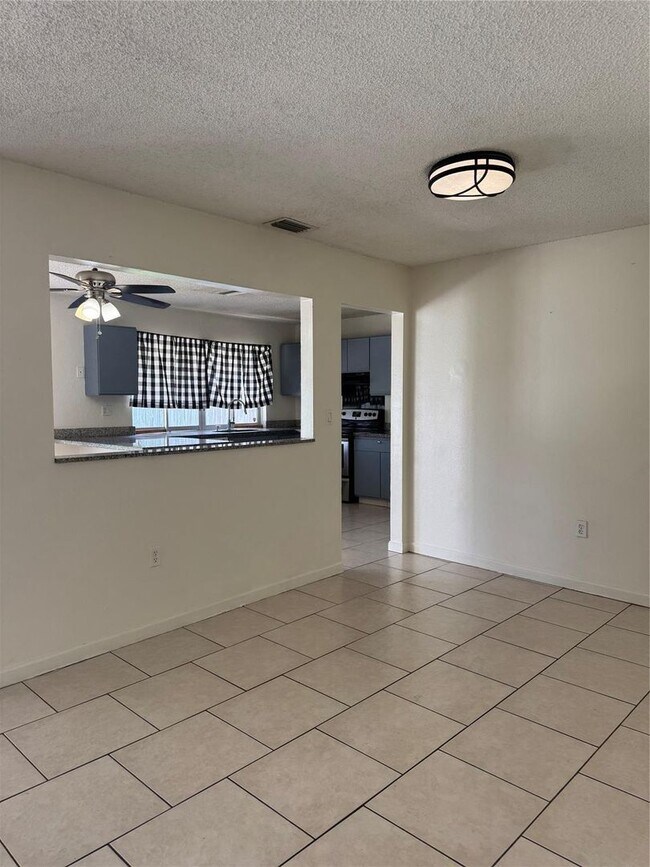 Building Photo - 9651 Sunset Strip