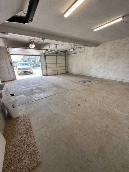 Building Photo - 2394 W 700 S