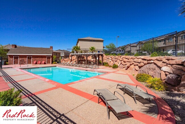 Building Photo - Modern 4 Bedroom Townhome Near Pools, Parks & Pickleball!