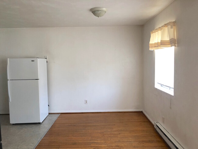 Building Photo - 406 Bosley Ave