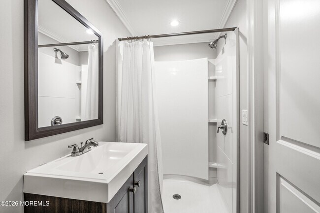 Building Photo - 27 Branch Rd