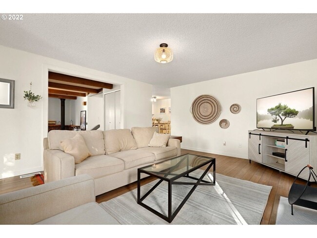 Building Photo - 9326 SW 51st Ave
