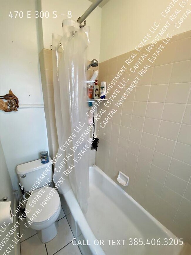 Building Photo - 470 E 300 S