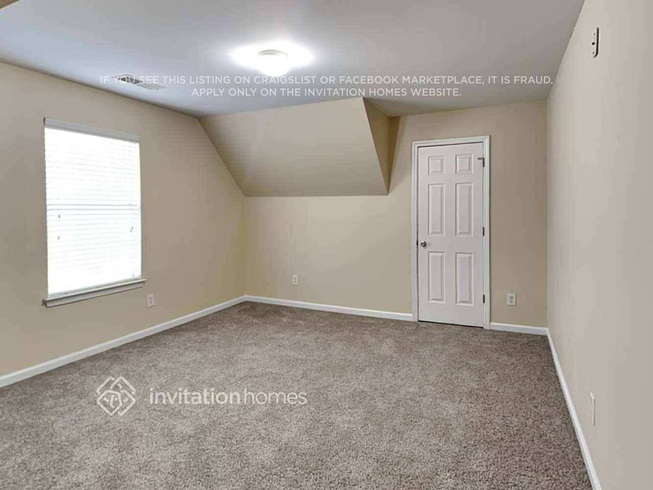 Building Photo - 9782 Sinclair Ln