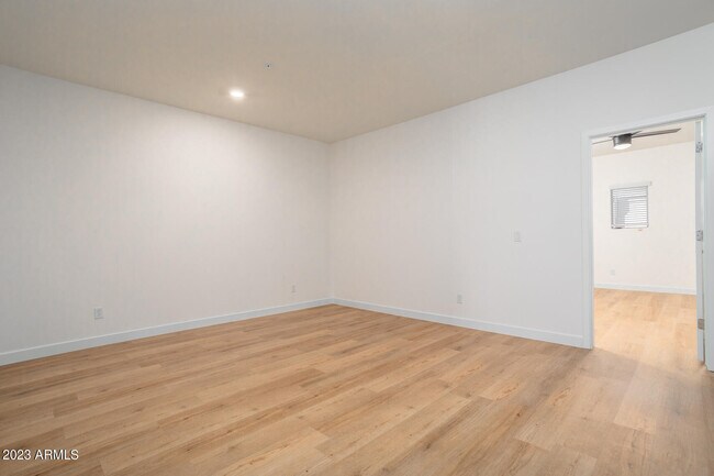 Building Photo - 2169 W Harmont Dr