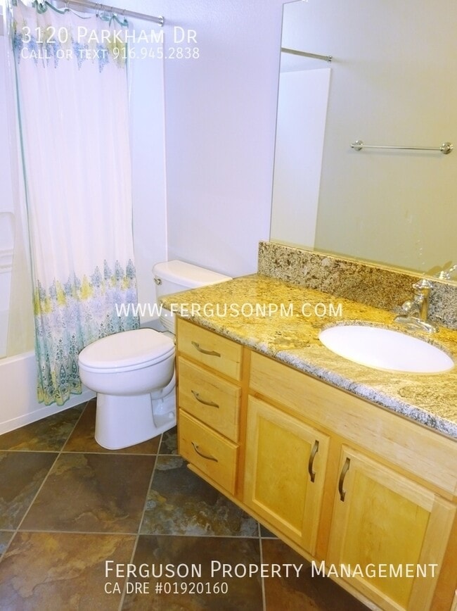 Building Photo - 3120 Parkham Dr