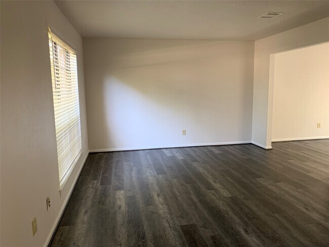 Building Photo - 3422 Creek Manor Dr