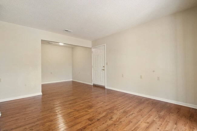 Living Area - Mexico Meadows Apartments