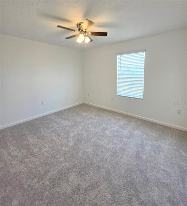 Building Photo - 5126 Magnolia Palm Dr