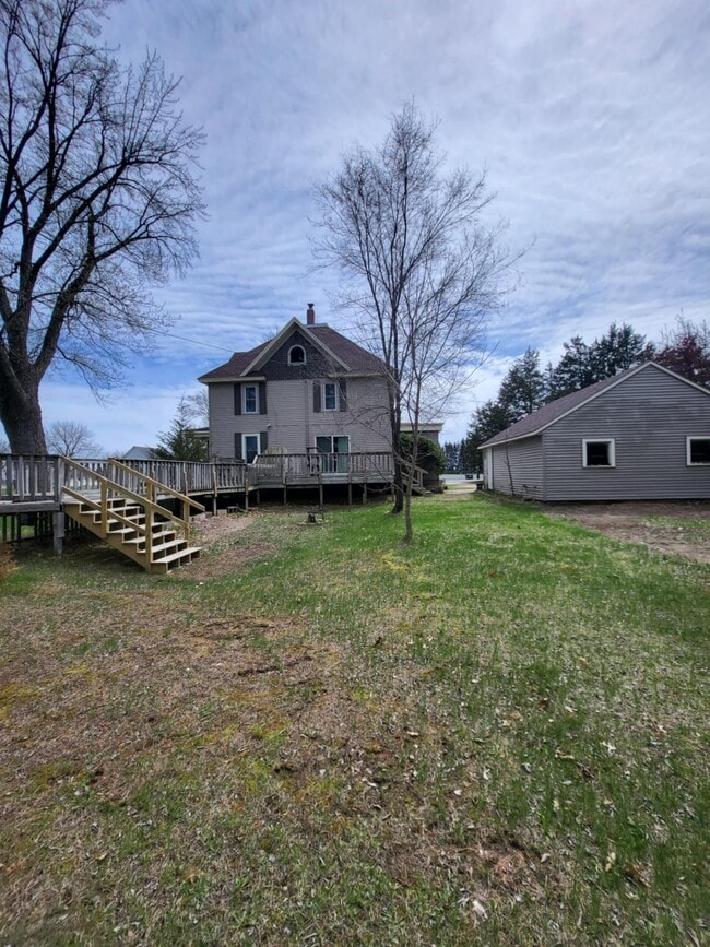 Building Photo - 11126 Cumberland Rd
