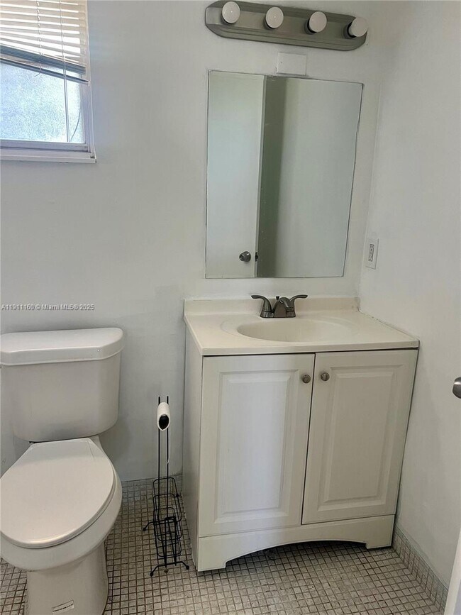 Building Photo - 2825 NE 201st Terrace