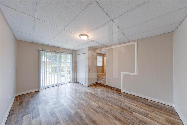Building Photo - 3451 N Hartman Dr
