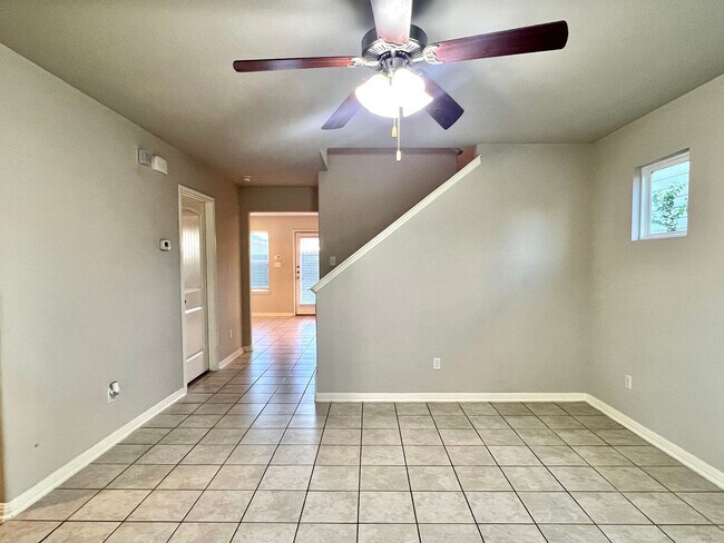 Building Photo - Off I-35 in San Marcos! $300 Move-In Credit!