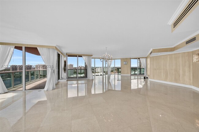 Building Photo - 3370 Hidden Bay Dr
