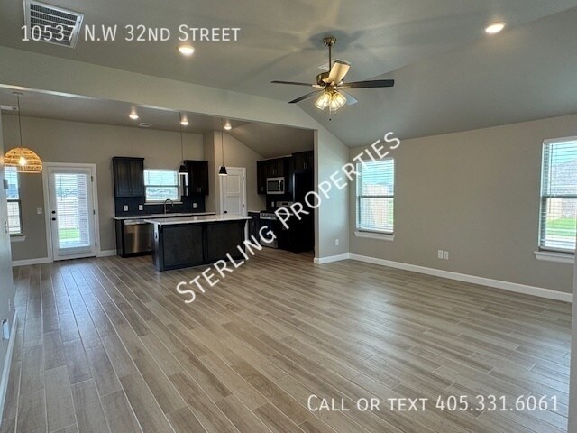 Building Photo - 10537 NW 32nd St