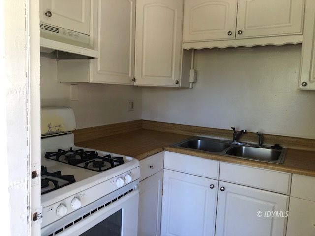 Building Photo - LONG TERM RENTAL