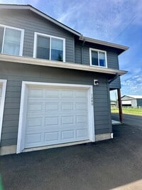 Building Photo - 1282 44th Ave