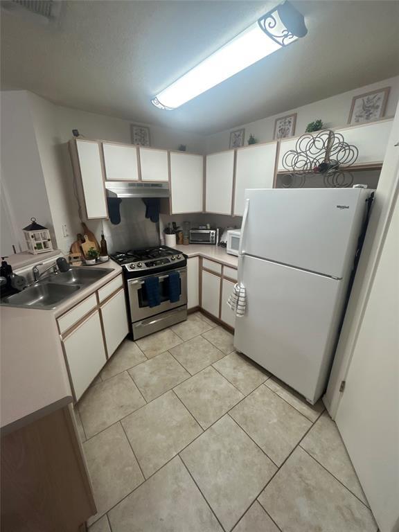 Building Photo - 7229 Aldea Dr