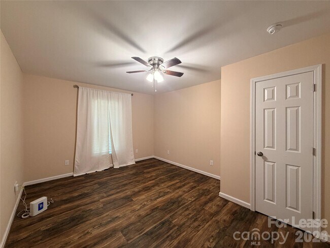Building Photo - 67 Travora Cir