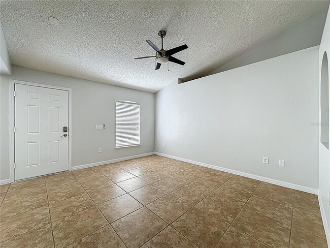 Building Photo - 413 Mulberry Ct