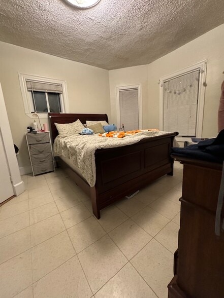 Building Photo - 133 Brook St