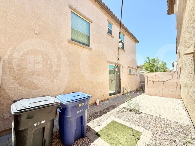 Building Photo - 3726 E Dogwood Dr