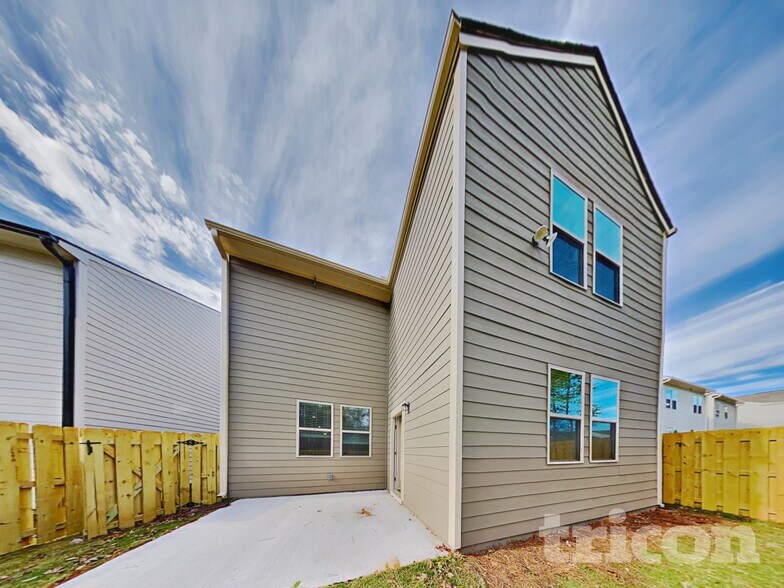 Building Photo - 203 Chapelcrest Ln