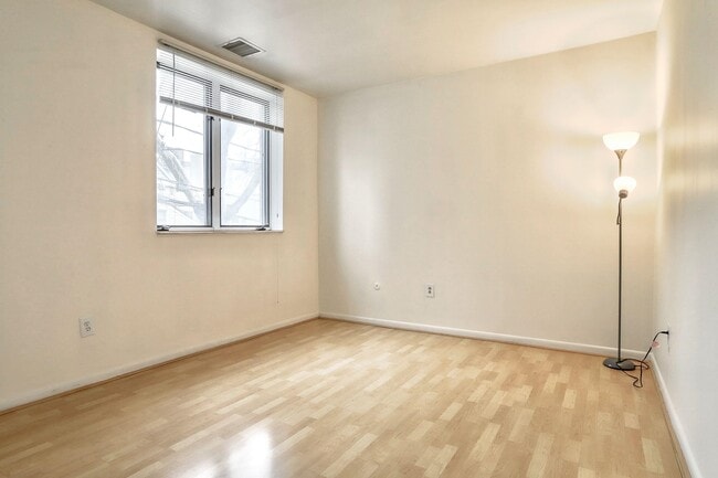 Building Photo - 75 Liberty Ave