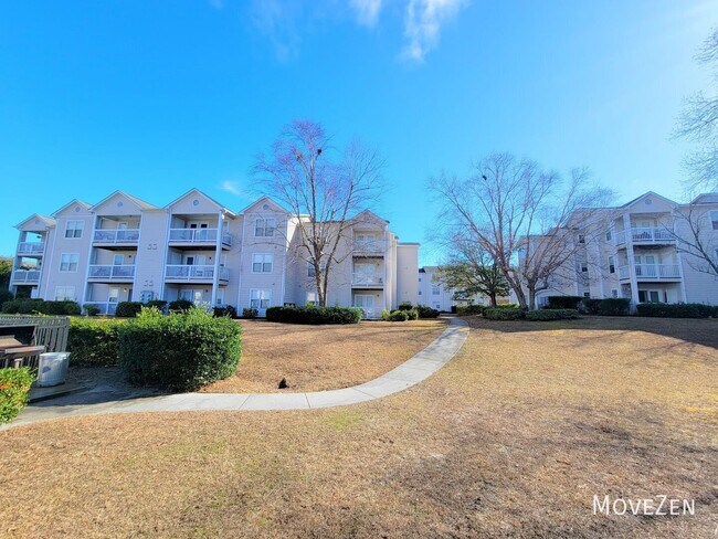 Building Photo - 713 Clearwater Ct