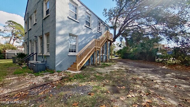 Building Photo - 2671 Forbes St
