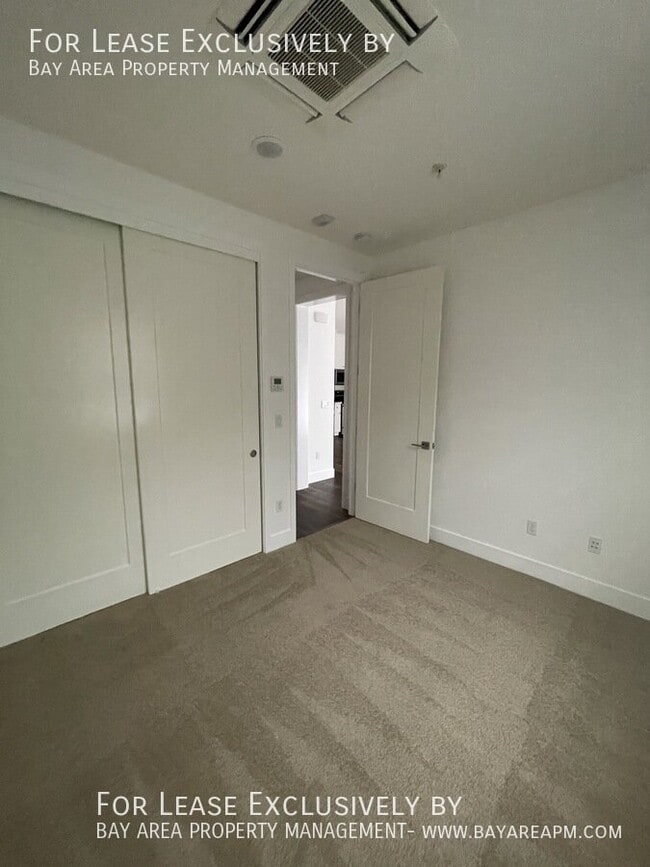 Building Photo - 195 Avenue Cabrillo-8