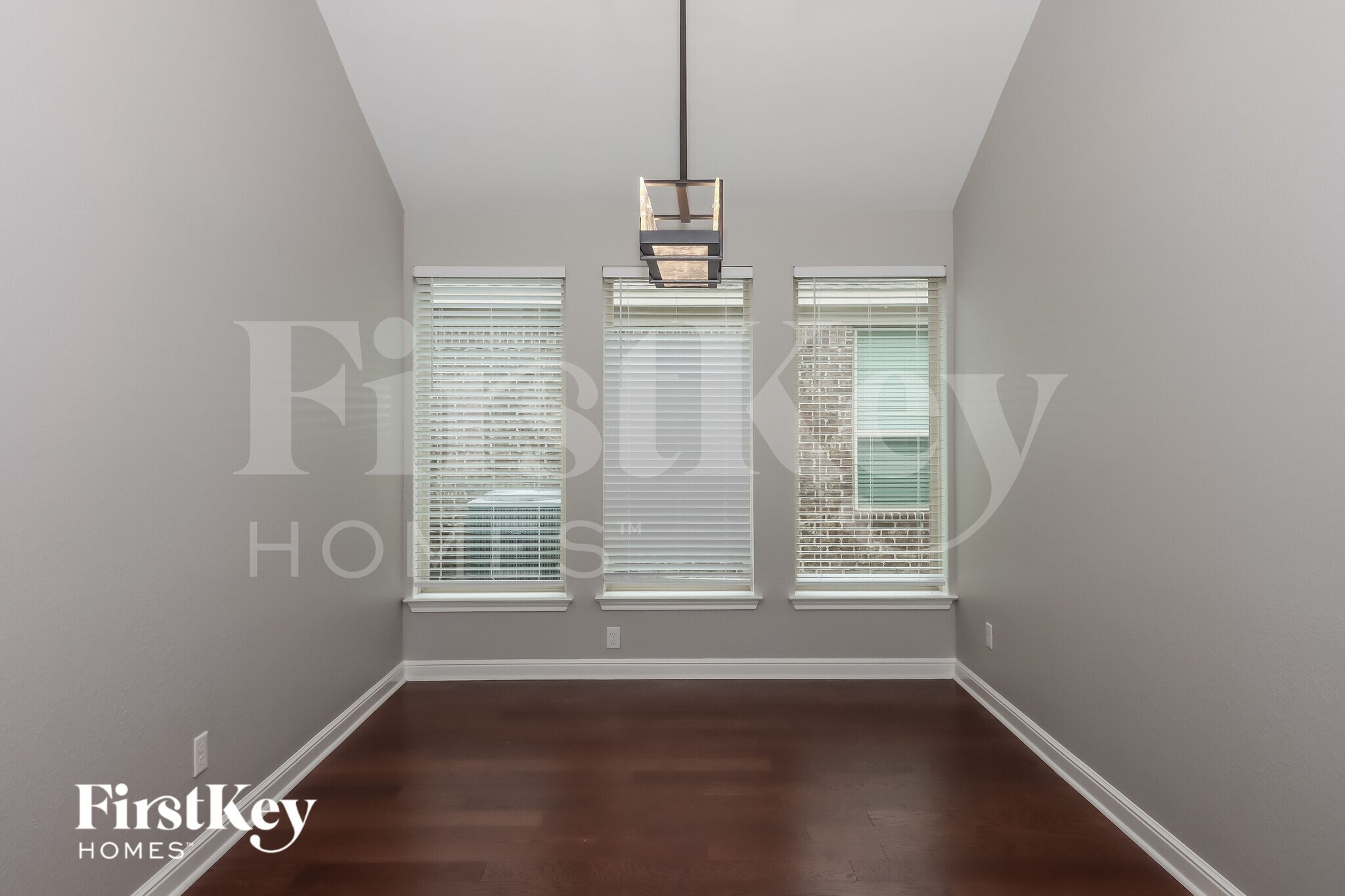 Building Photo - 15007 Appian Oak St