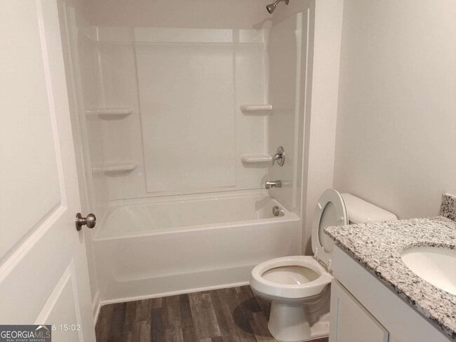 Building Photo - 122 Oxford Ln