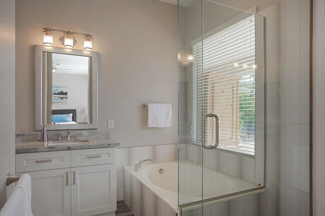 Building Photo - 7707 E Phantom Way