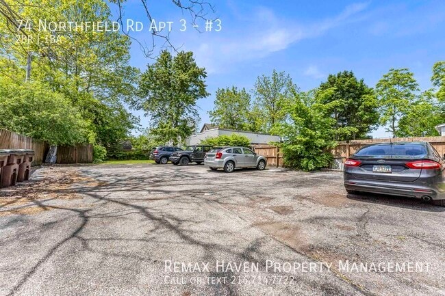 Building Photo - 74 Northfield Rd