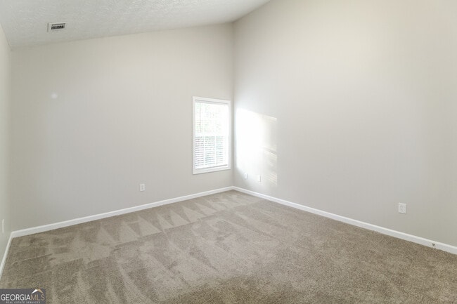 Building Photo - 503 Shadow Valley Ct