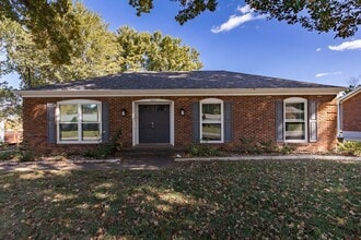 Building Photo - 1211 Meadowridge Trail