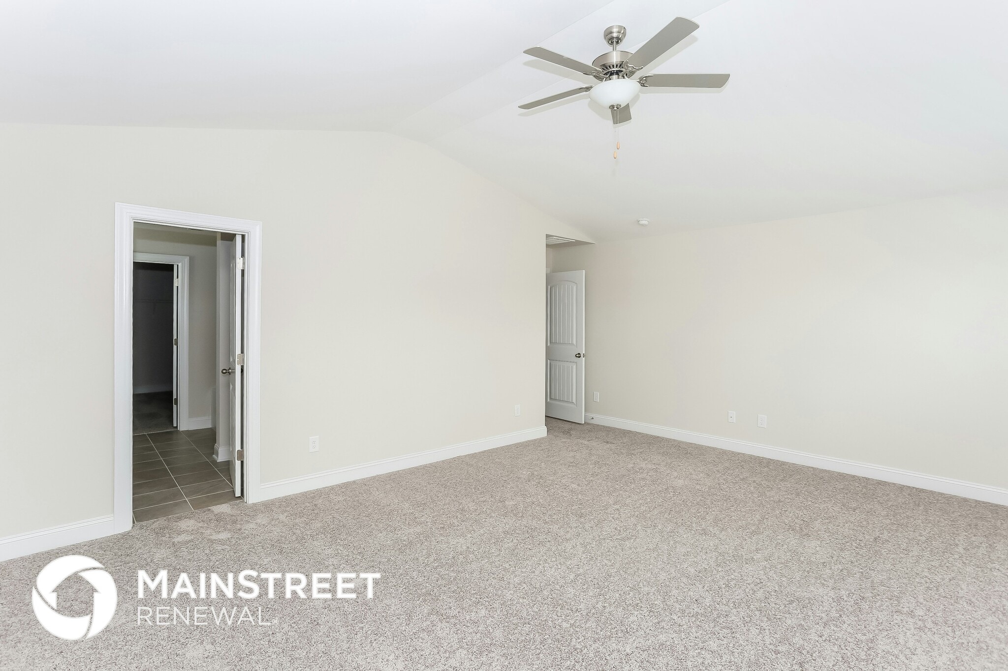 Building Photo - 3824 Allenby Pl