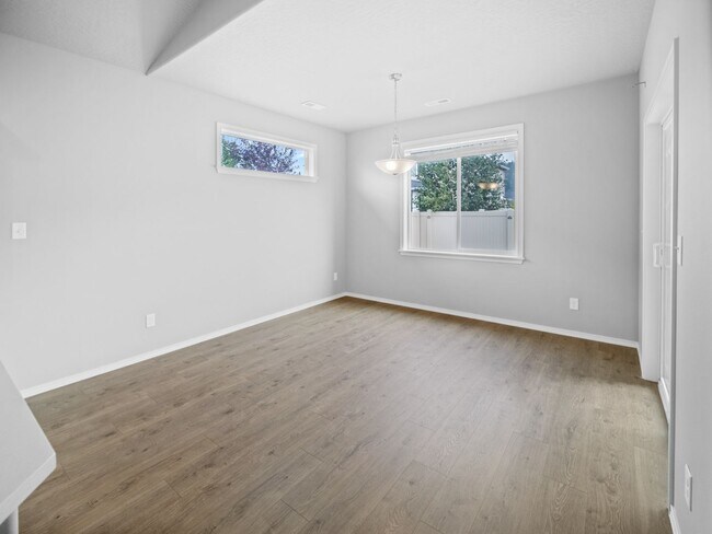 Building Photo - 13519 E Olympic Ave