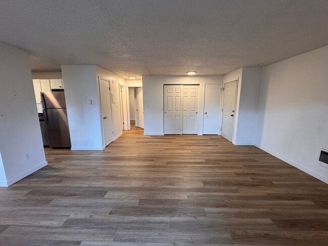 Building Photo - 9021 E Liberty Ave