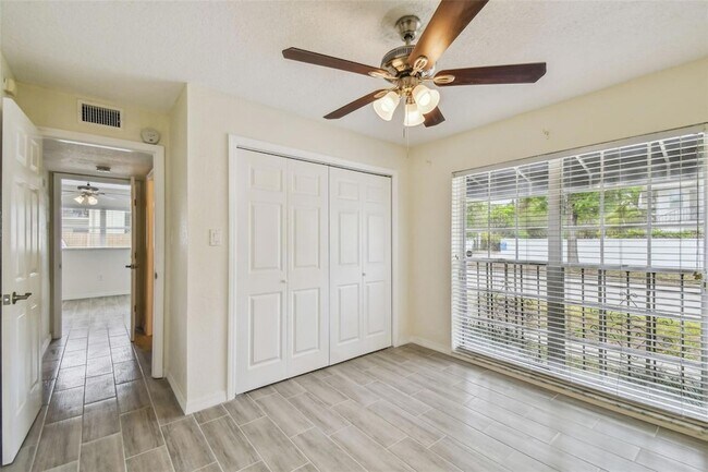 Building Photo - 208 Danube Ave