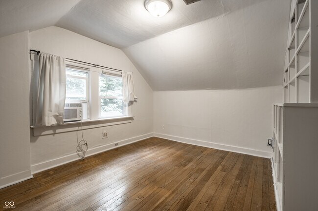 Building Photo - 4658 Hinesley Ave