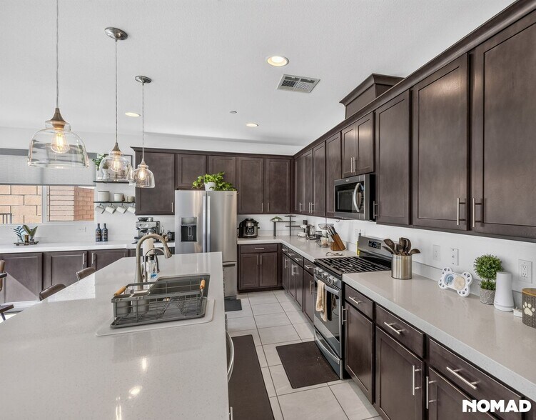 Building Photo - 1074 Page Pk Ln