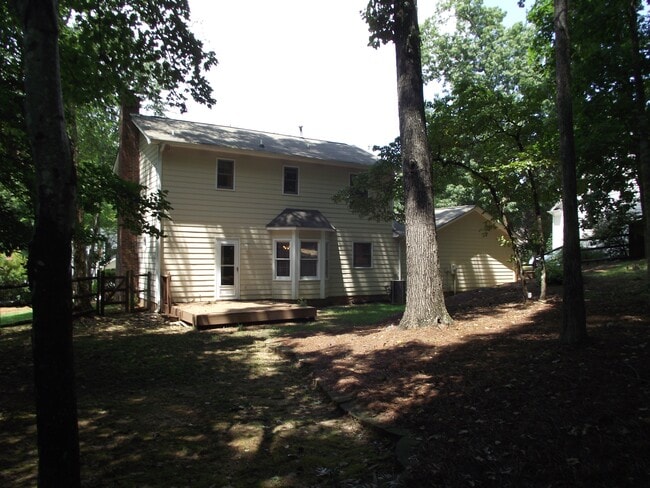 Building Photo - 1205 Driftway Point Rd