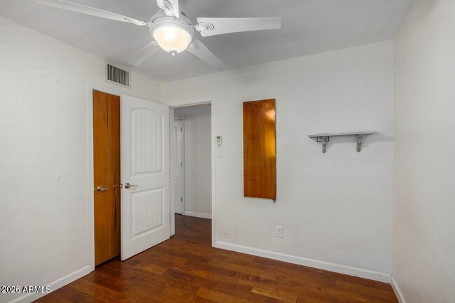 Building Photo - 7340 N 7th Ave