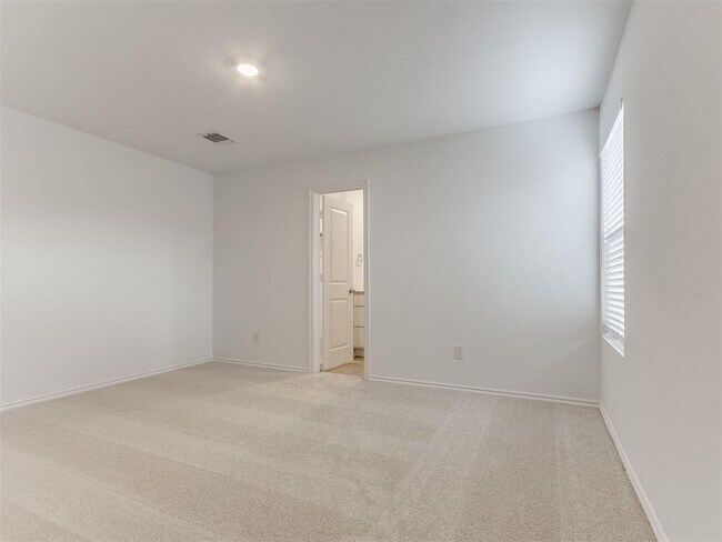 Building Photo - 3304 NW 149th St