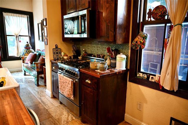 Building Photo - 327 S Edgefield Ave