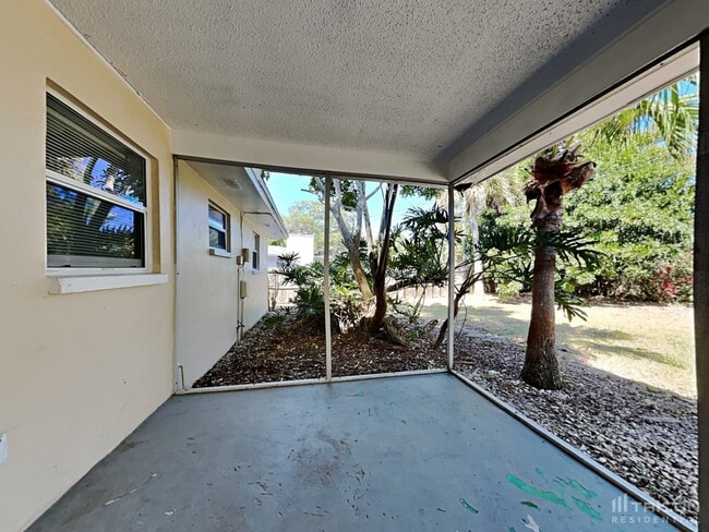 Building Photo - 1938 Tropic Blvd N