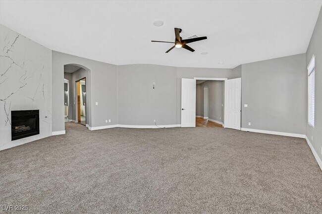 Building Photo - 8864 La Manga Ave